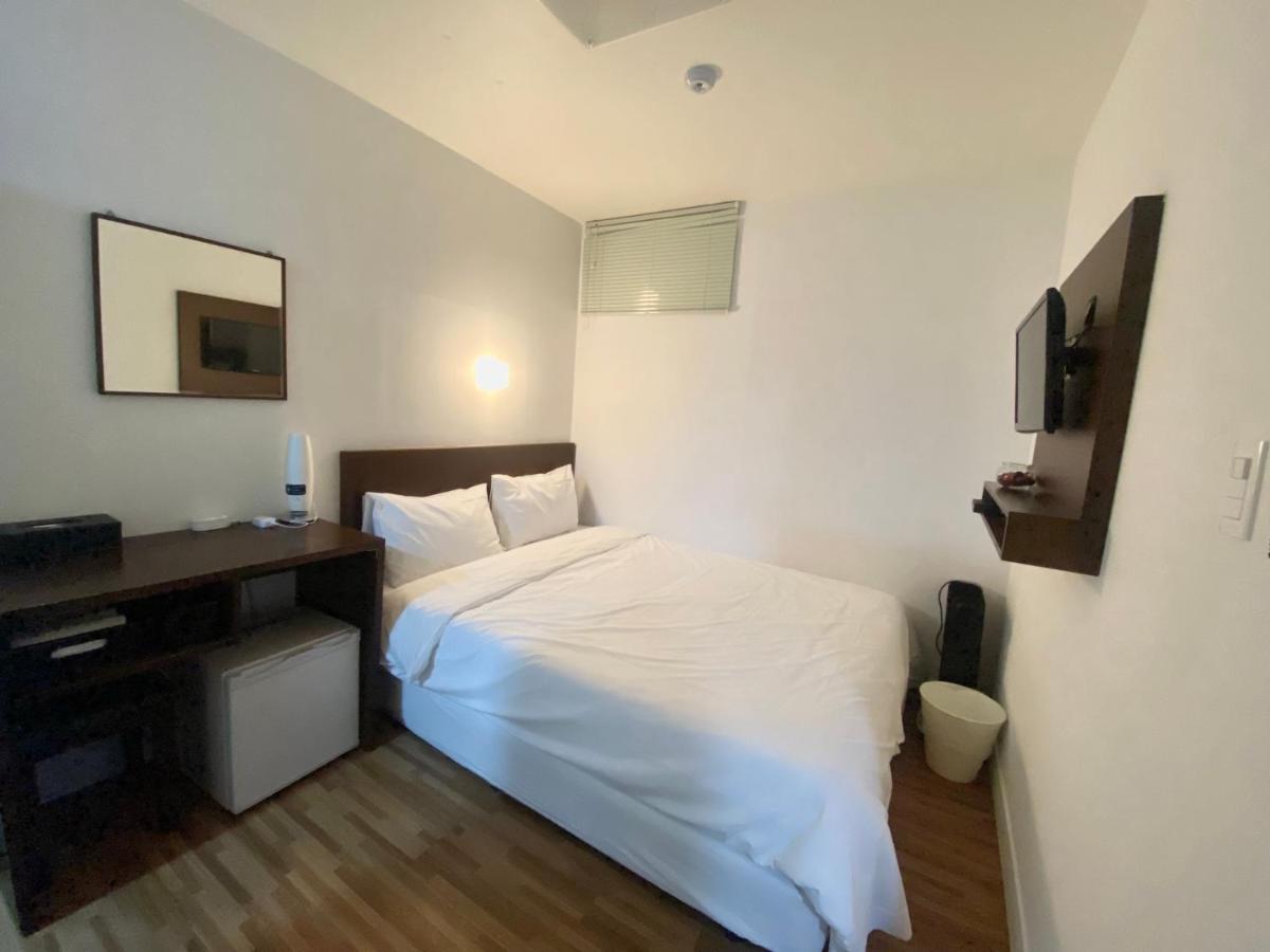 בוסאן Ekonomy Haeundae Hostel מראה חיצוני תמונה