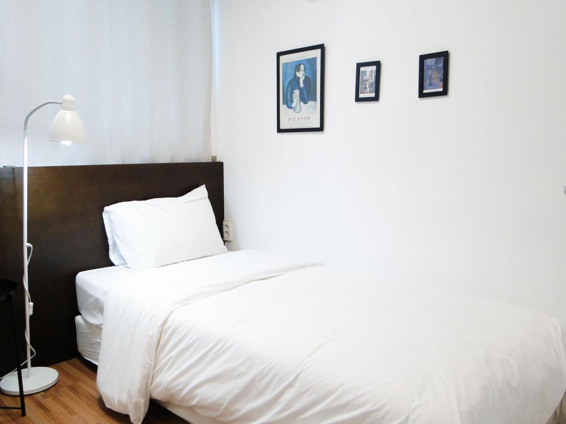 בוסאן Ekonomy Haeundae Hostel מראה חיצוני תמונה