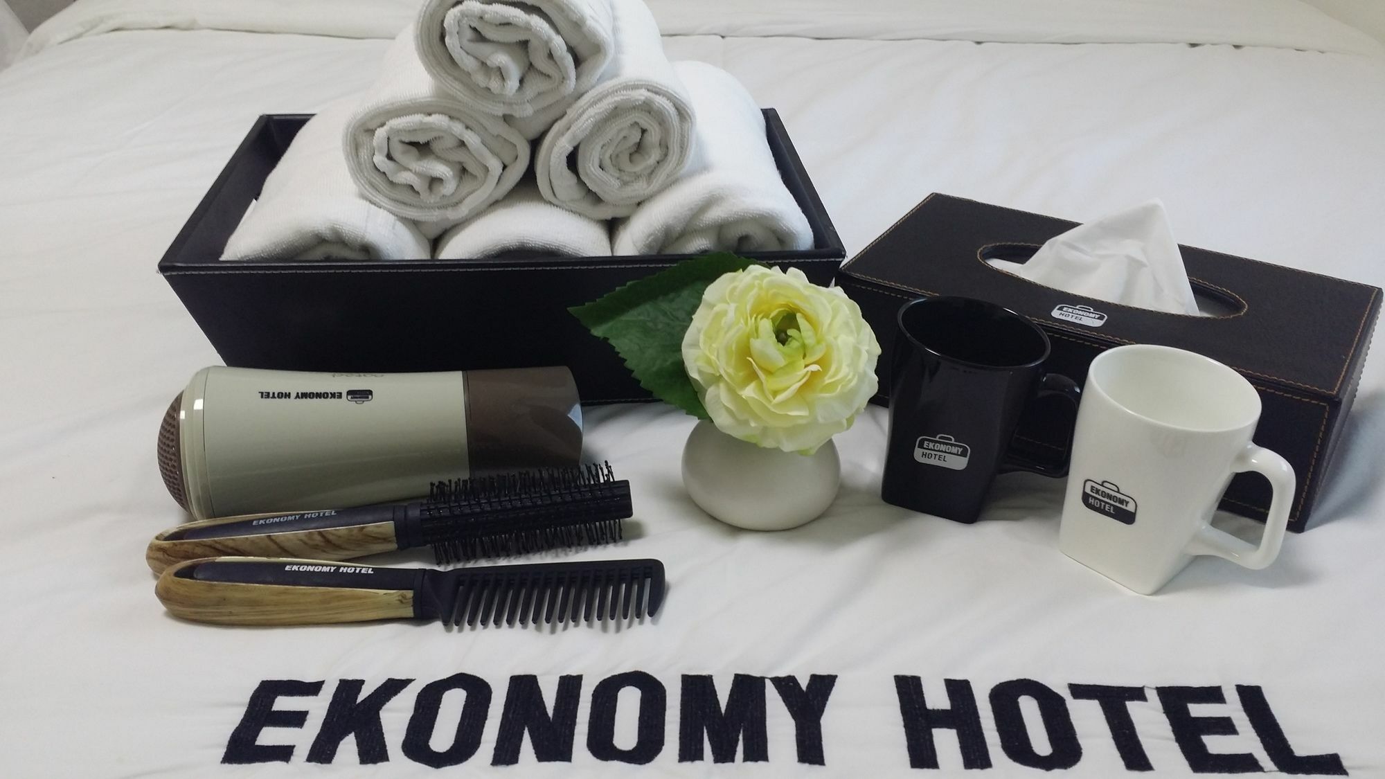 בוסאן Ekonomy Haeundae Hostel מראה חיצוני תמונה