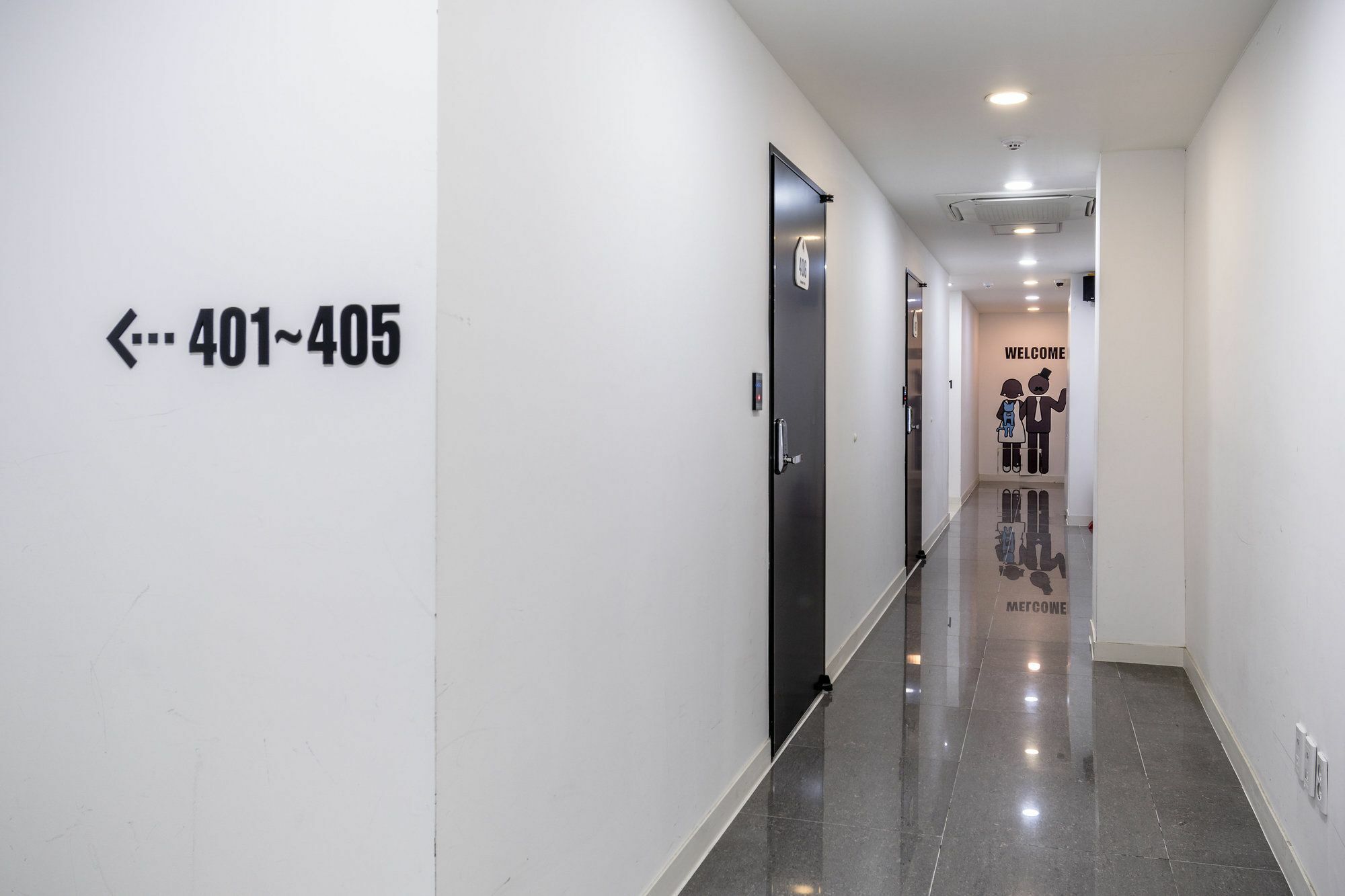 בוסאן Ekonomy Haeundae Hostel מראה חיצוני תמונה